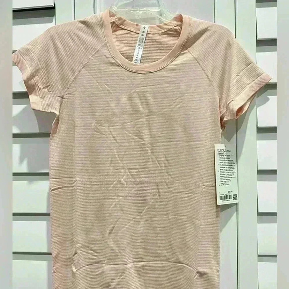 Lulu🍋lemon-Swiftly tech short sleeve 2.0 - Picture 3 of 3